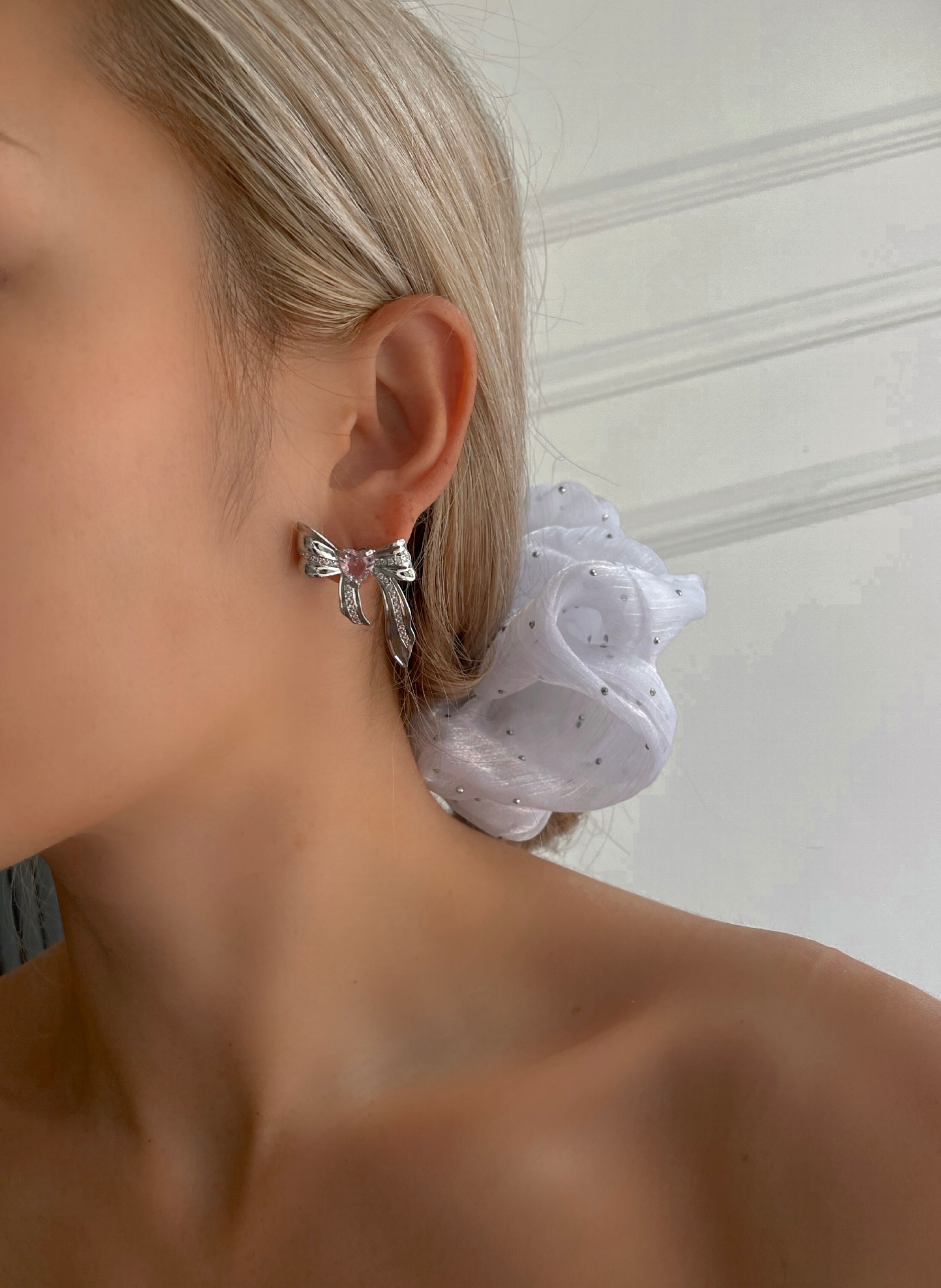 Elizabeth James Earrings