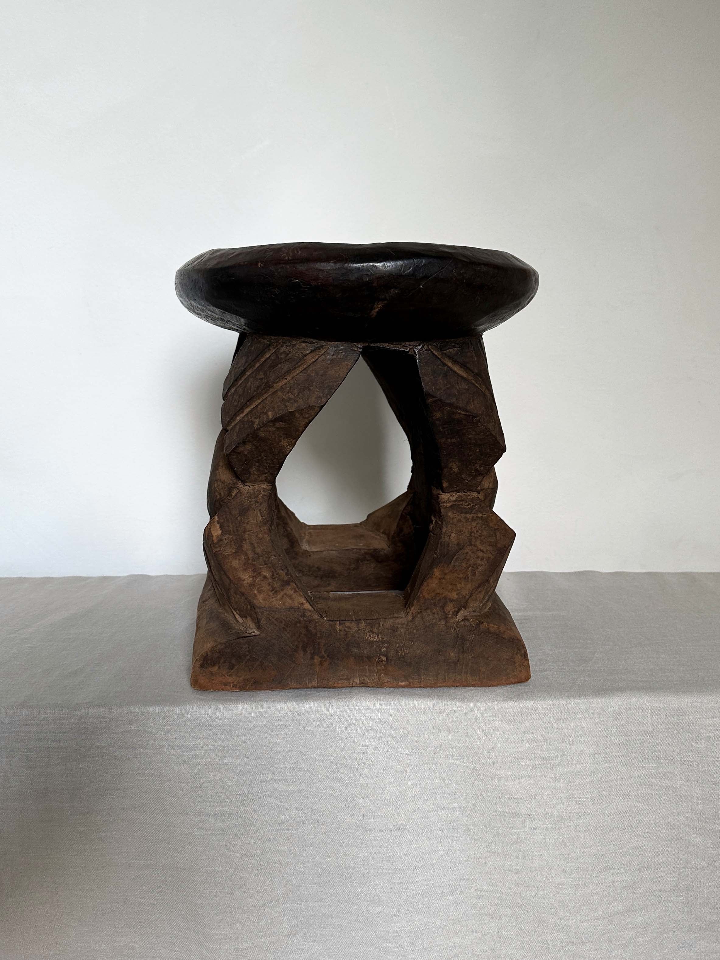 Antique Bamiléké Stool